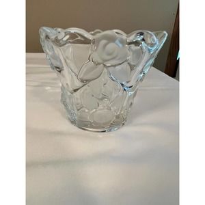 Mikasa Bella Rosa Crystal Candle Holder‎ with Frosted Roses 3" x 3 3/4"
